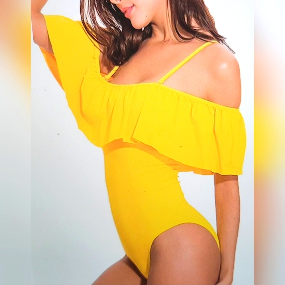 NWT RUFFLE SHOULDER STRAP FLOUNCE Swim Bathing Suit XL